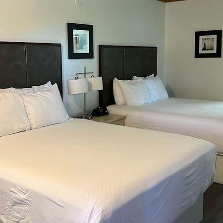 River House Inn, A Baymont By Wyndham Florence Extérieur photo