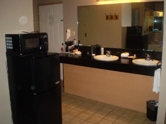 River House Inn, A Baymont By Wyndham Florence Extérieur photo